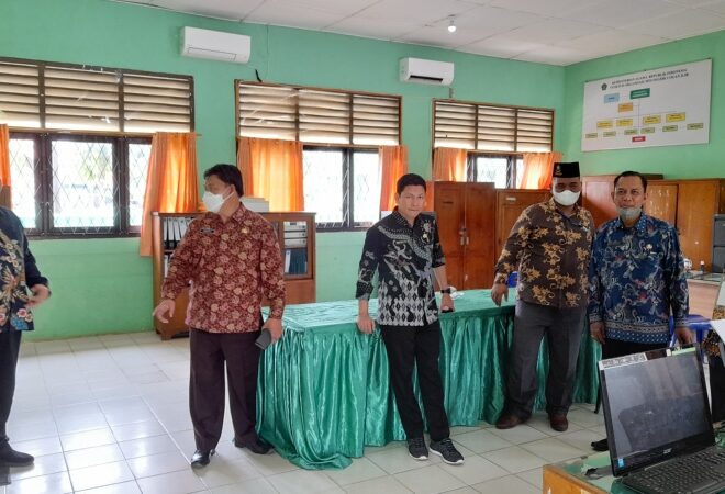 Kabag TU Kanwil Kemenag Prov. Sumsel Monitoring Kepegawaian MTSN 1 OI