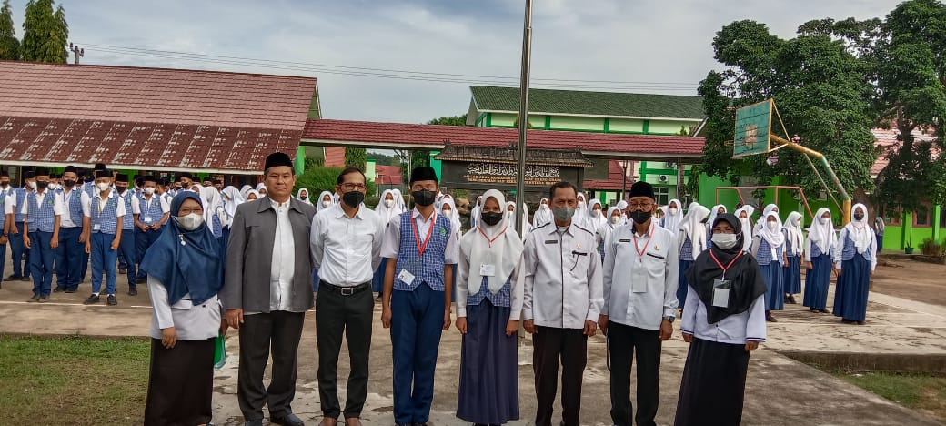 Kasi Pendmad Kemenag OI Buka UM MTSN 1 OI