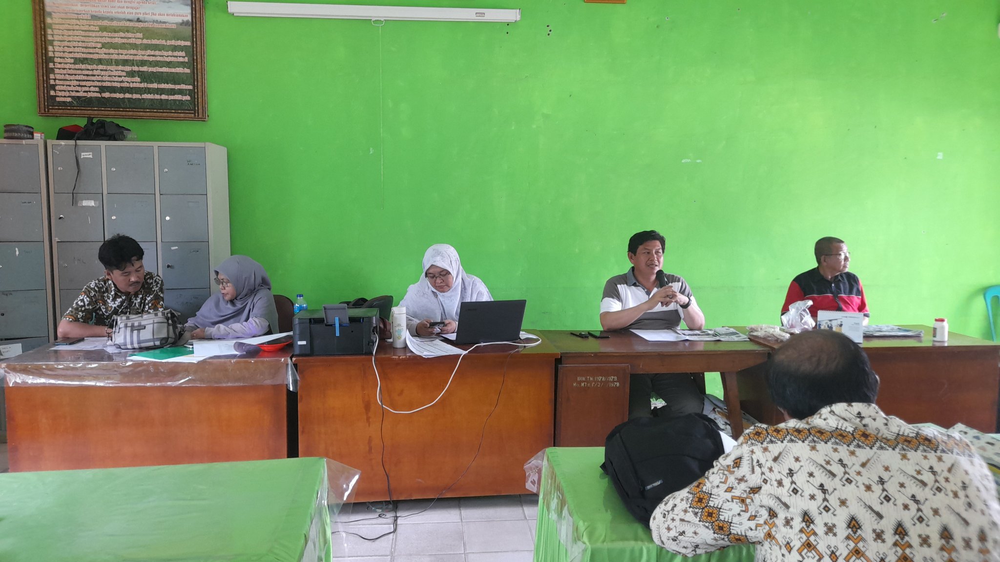 Guru MTsN 1 OI Ikuti Rapat Persiapan Tahun Ajaran Baru 2022/2023