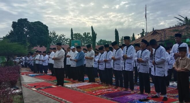 MTSN 1 OI Gelar IMTAQ