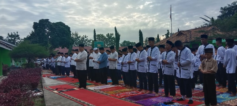 MTSN 1 OI Gelar IMTAQ