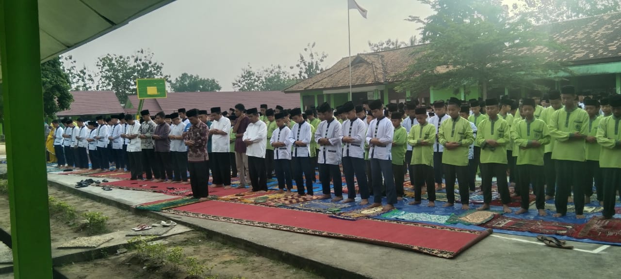 MTsN 1 Ogan Ilir Gelar Kegiatan IMTAQ