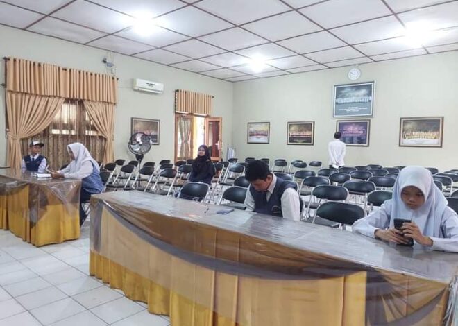2 Siswi MTsN 1 OI Ikuti Lomba OSN Bidang IPA Tingkat Provinsi