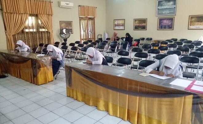 Satu Orang Siswi MTsN 1 OI Ikuti Lomba OSN Bidang Matematika Tingkat Provinsi