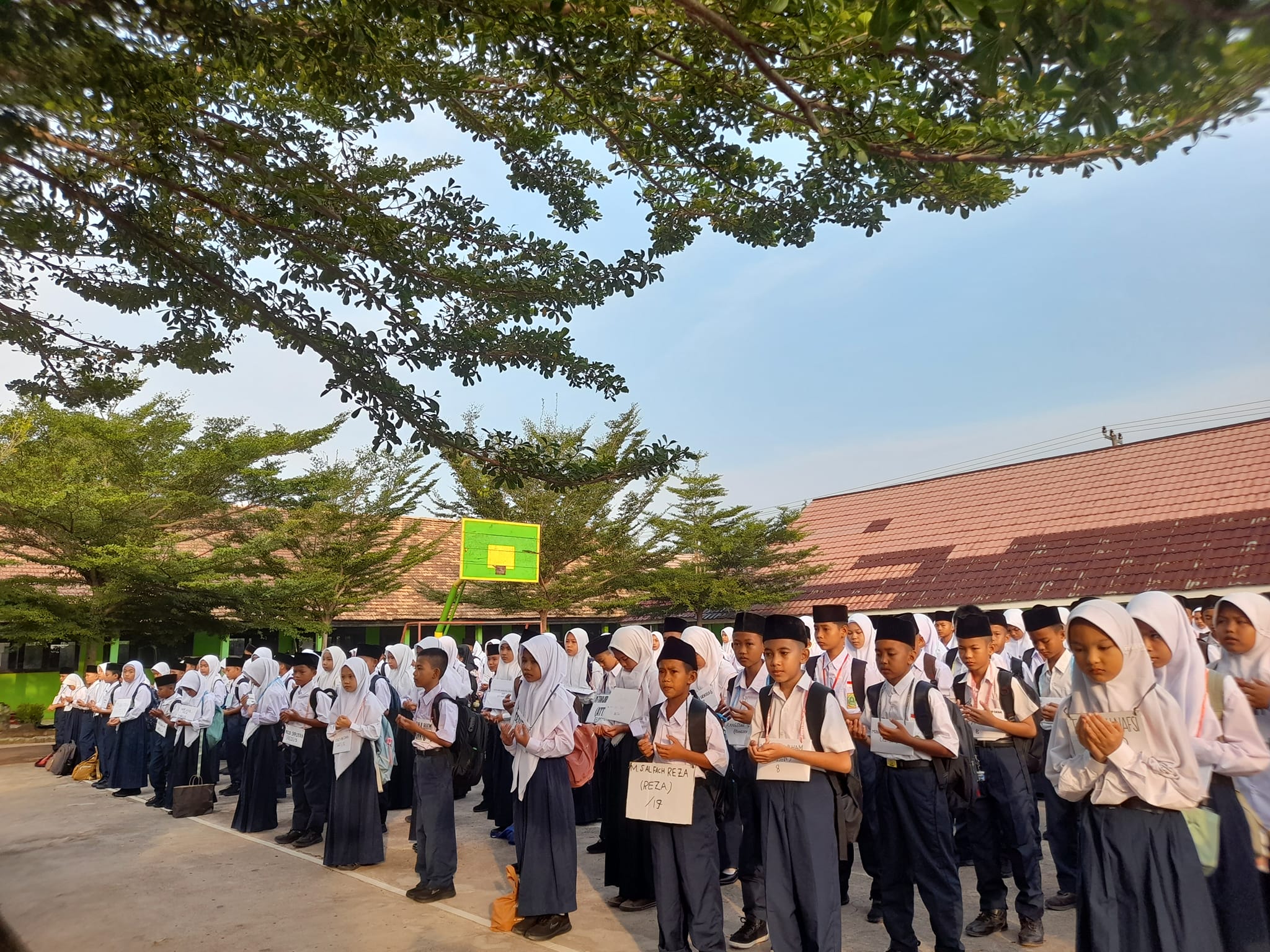 Kepala MTsN 1 OI Buka Kegiatan MATSAMA