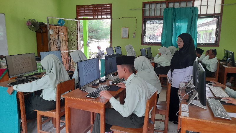 45 Siswa-Siswi MTsN 1 OI Ikuti Gladi ANBK