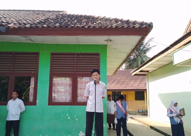 Waka Sarpras MTsN 1 OI Berharap Siswa Buang Sampah Pada Tempatnya