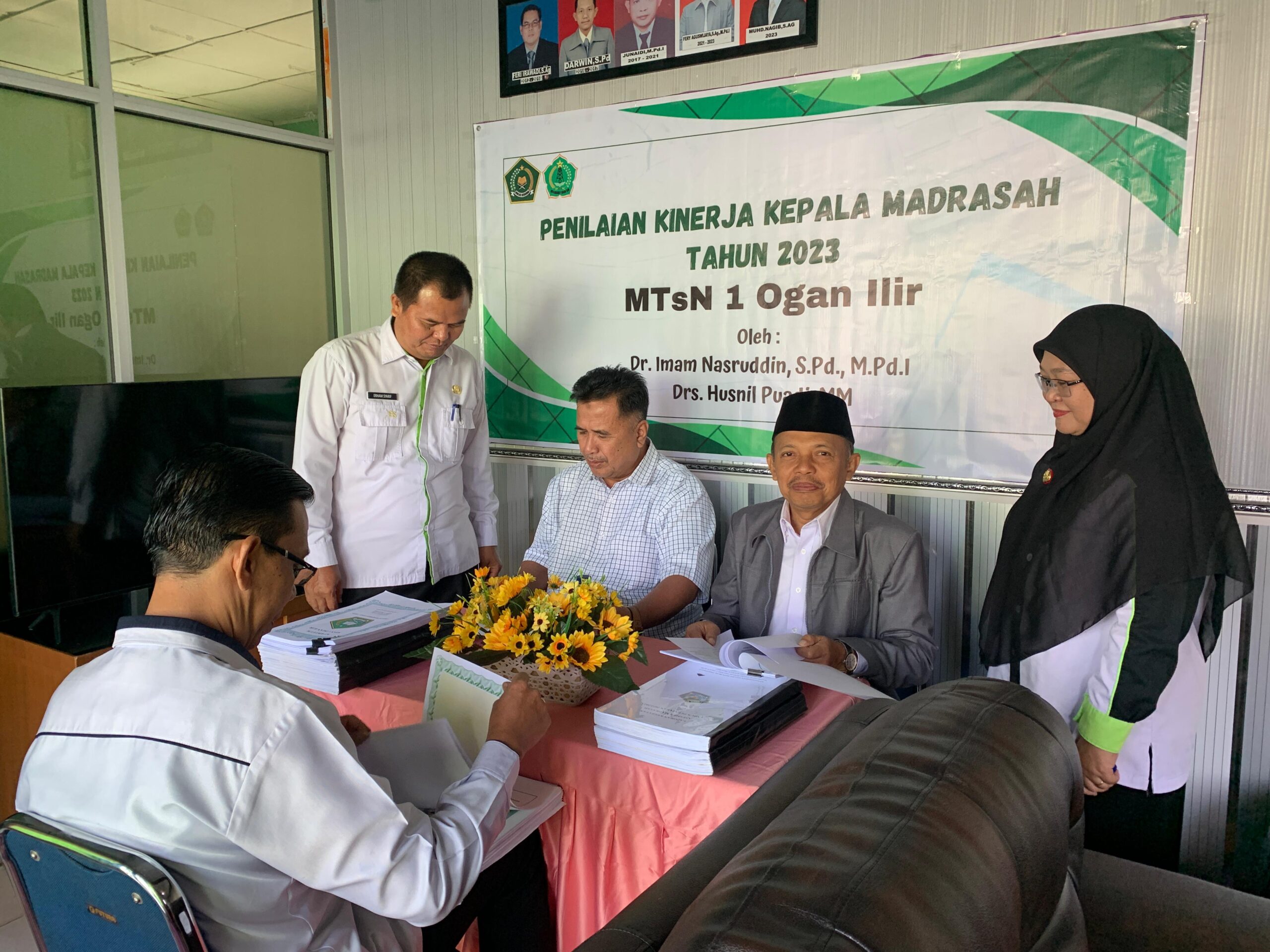 Pelaksanaan Penilaian Kinerja Kepala Madrasah pada Kepala Madrasah Tsanawiyah Negeri 1 Ogan Ilir oleh Pengawas Manajerial Madrasah
